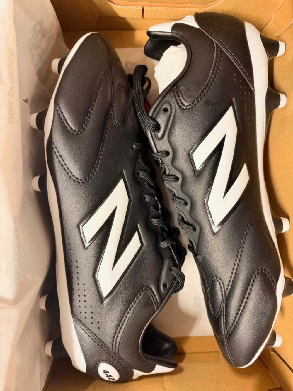 New Balance 442 Pro FG V3 Soccer Cleats Black White Size 9 Wide 2E NEW